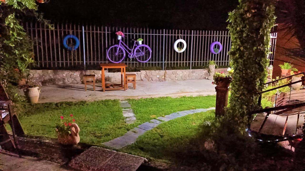 Bed and Breakfast Il Laghetto Castrovillari Exterior foto