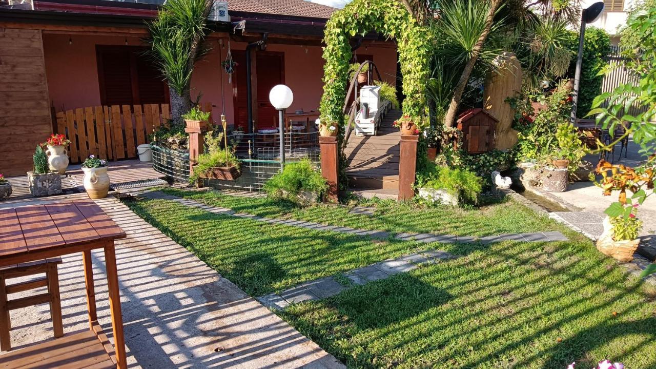 Bed and Breakfast Il Laghetto Castrovillari Exterior foto
