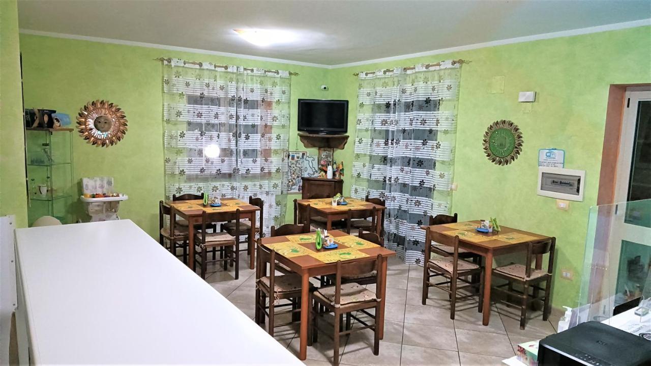 Bed and Breakfast Il Laghetto Castrovillari Exterior foto
